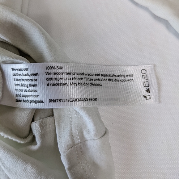 Eileen Fisher 100% silk Solid White Long Sleeve Top Neutral Minimalist Small - Picture 4 of 7